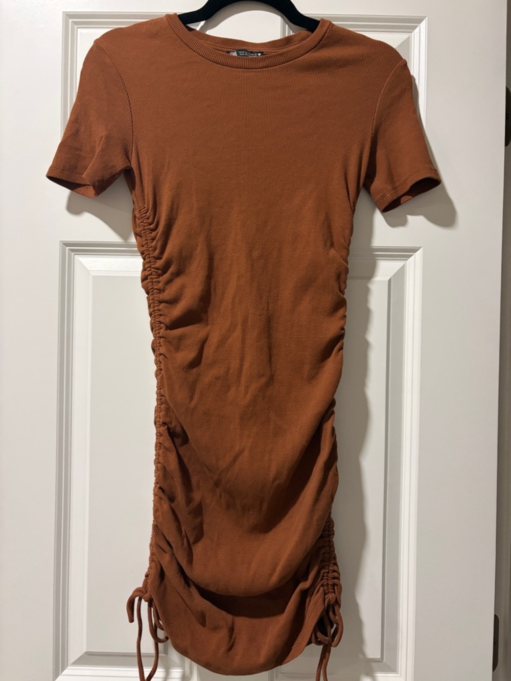 Zara Rust Brown Ruched Short Sleeve Dress